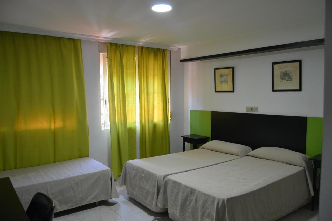 Hotel Miramar La Linea de la Concepcion Exterior foto